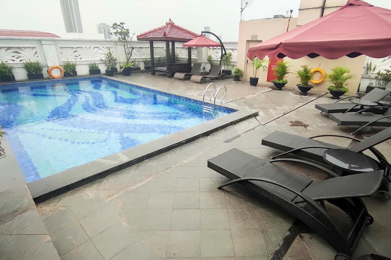 Hotel Park Regis Arion Kemang 4*